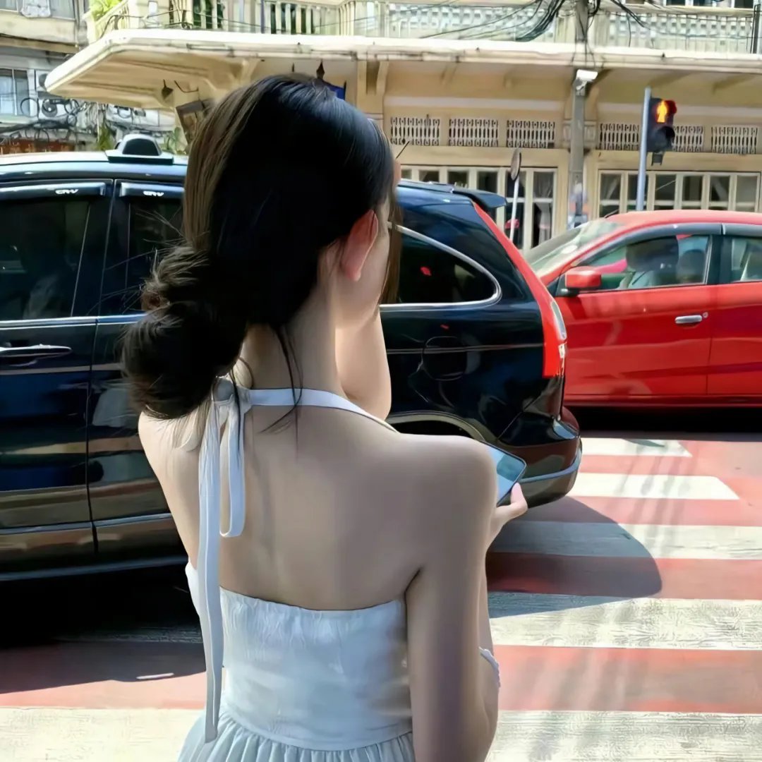 黄阿丽:小眼镜蛇